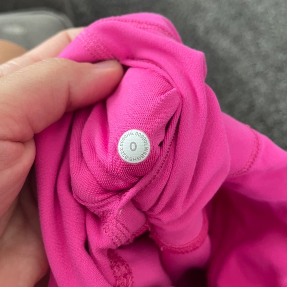 Lululemon cropped size 0 legging - Picture 4 of 4